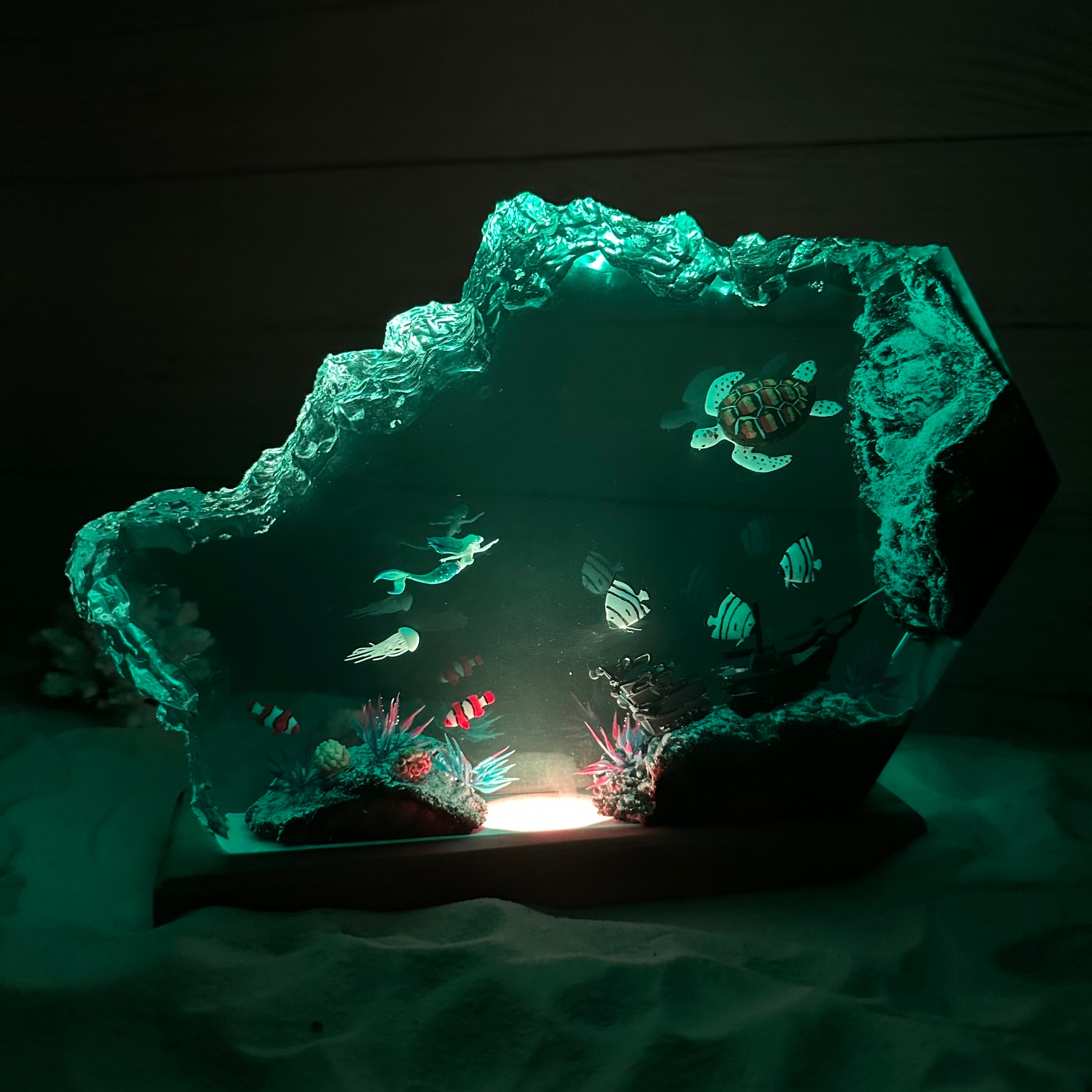 Epoxy Resin Night Light Unique Color Changing Resin Wood Lamp